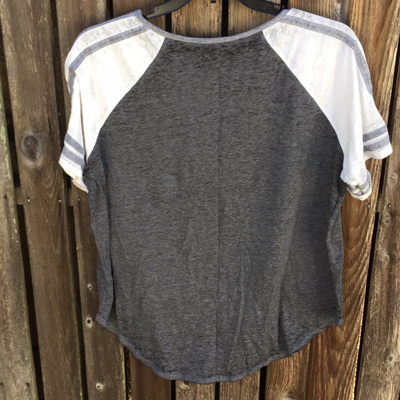 Maurice’s Plus 2 Top Tee Raglan  Baseball Gray 2X - Picture 5 of 5